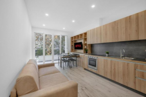 CE155 -San Siro - New House -